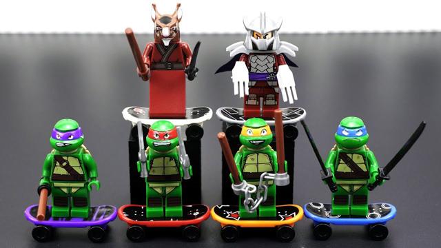 LEGO忍者神龜minifigures顯示TMNT（敲除）
