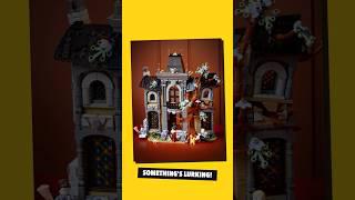 Ngôi nhà ma ám mới của Lego tỏa sáng trong bóng tối – Nhà xác định vị trí ngôi nhà này.